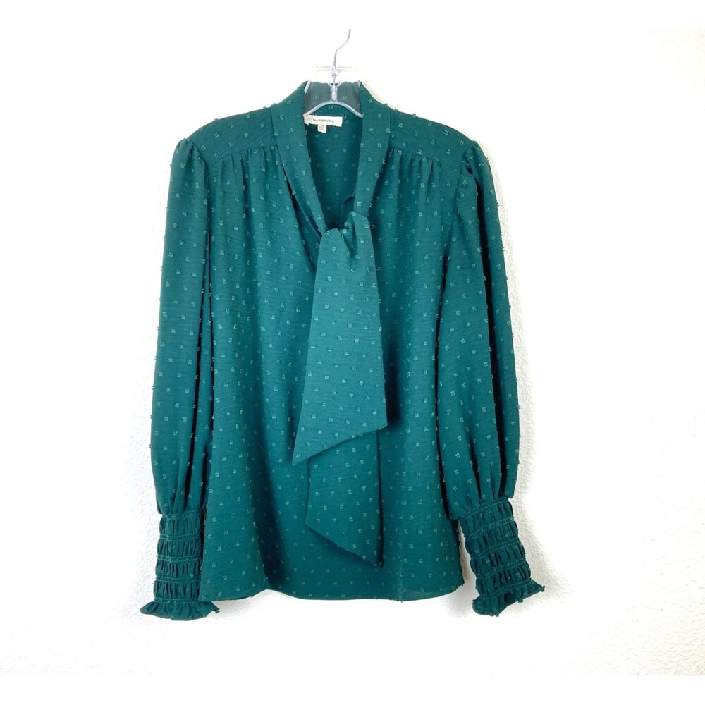 Max Studio Women's Blouse Size M Green Swiss Dot Tie Neck Smocked Sleeve Office